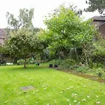 Bright Oxford Apartment